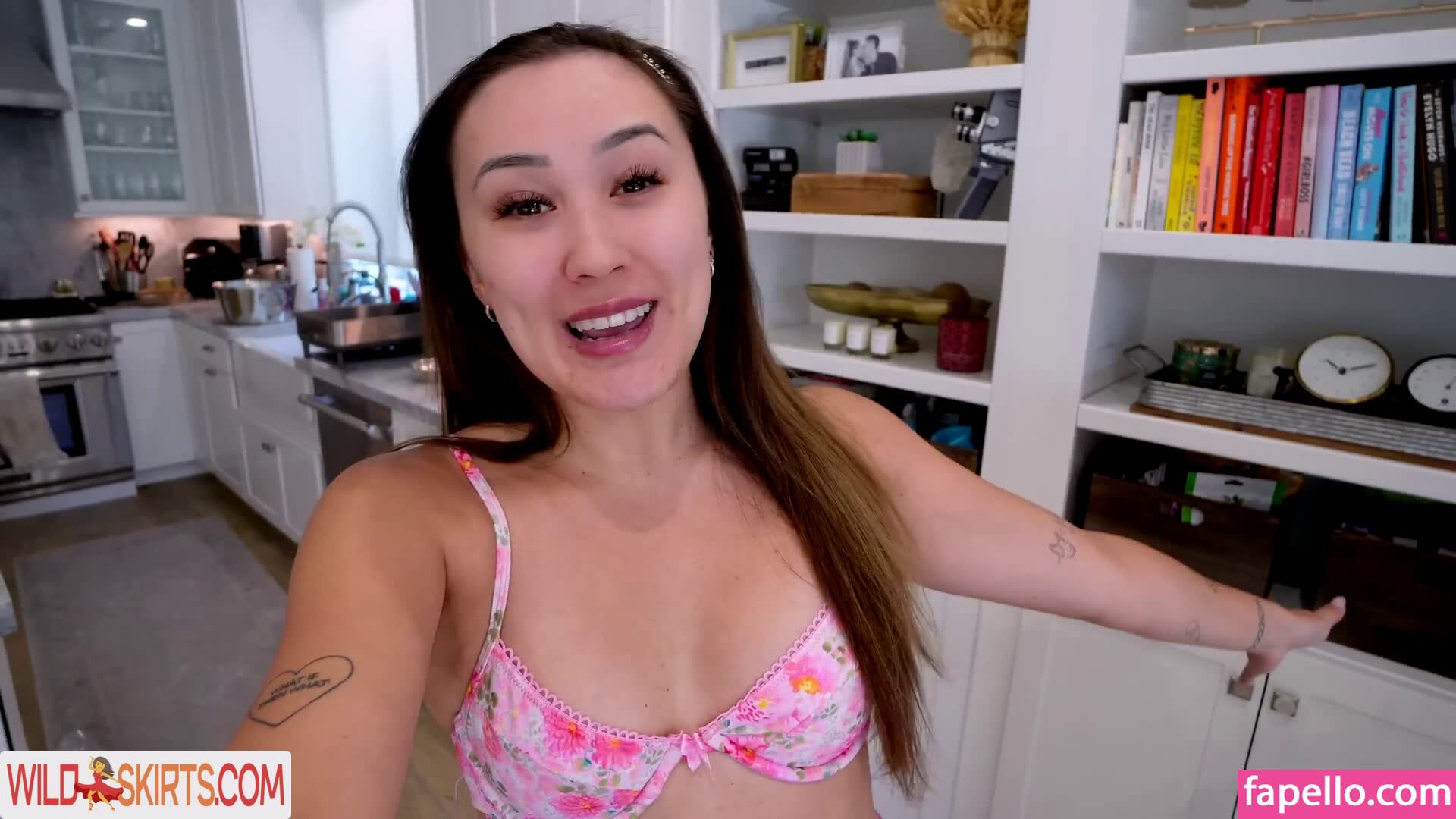 LaurDIY nude leaked photo #39