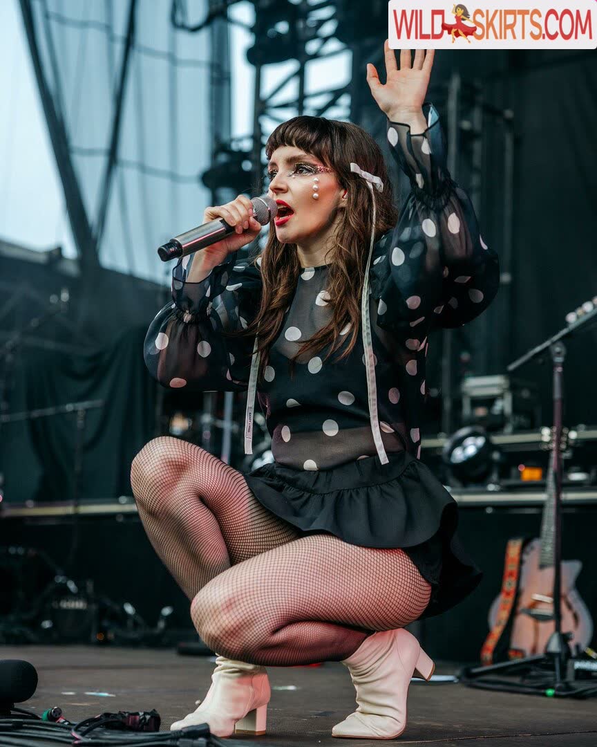 Lauren Mayberry nude leaked photo #90