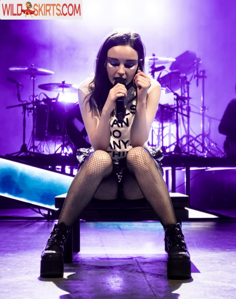 Lauren Mayberry nude leaked photo #30