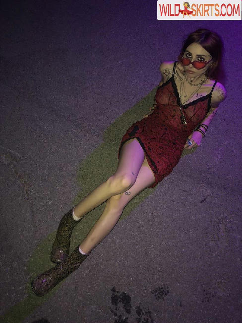 Layla Shapiro / toopoor nude Instagram leaked photo #4