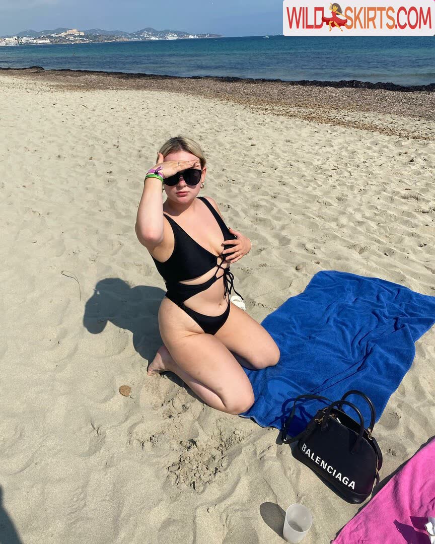 Leanne Campbell / Leannne_c / censoredblonde / leannec_official nude OnlyFans, Instagram leaked photo #1