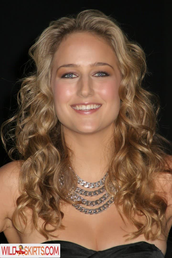 Leelee Sobieski nude leaked photo #5