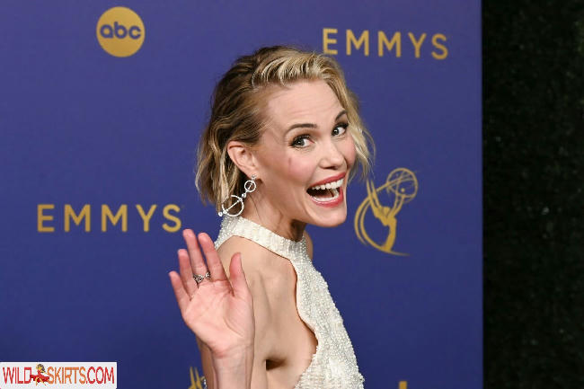 Leslie Bibb avatar