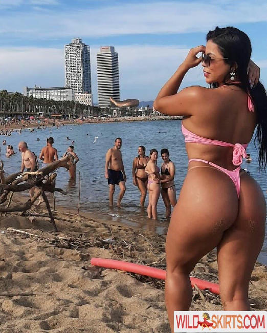 Leticia Lopes / leticiainwonderland / leticialopesbsb nude OnlyFans, Instagram leaked photo #10