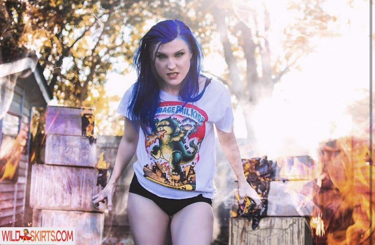 Leva Bates / wrestlingleva nude Instagram leaked photo #4