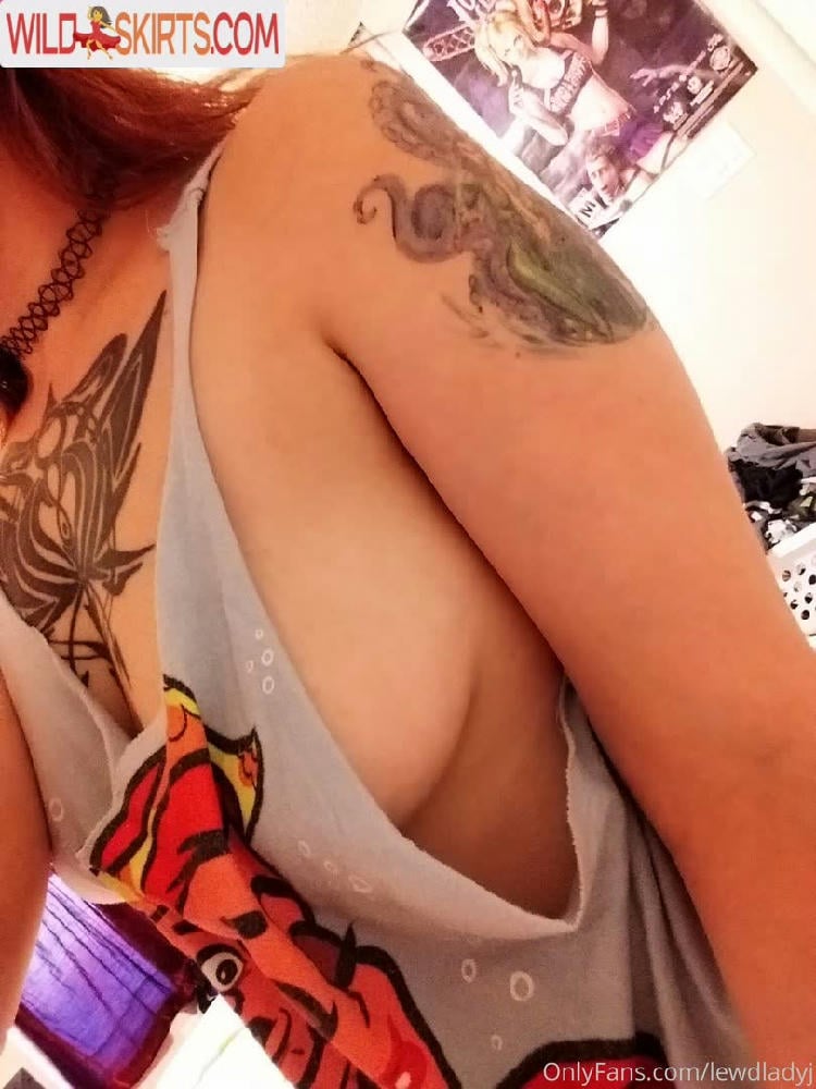 Lewdladyj / Morty25968678 / geeklady_j / l3wdgirl / lewdladyj nude OnlyFans, Instagram leaked photo #64