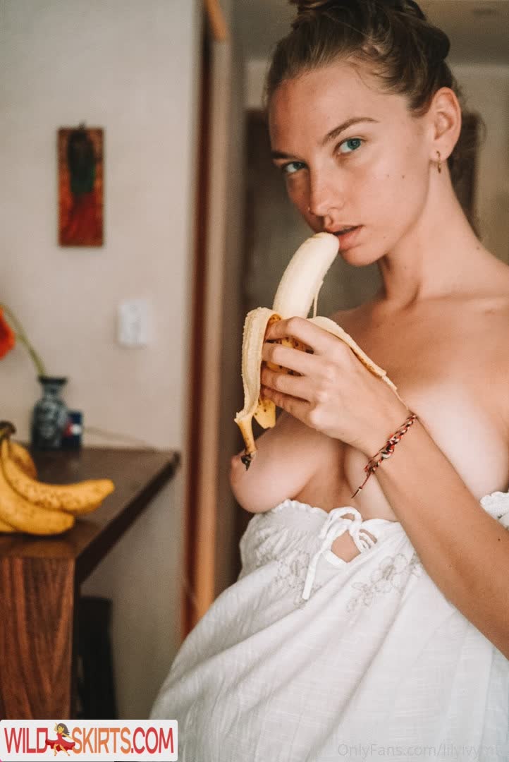 Li1ylvy nude leaked photo #87