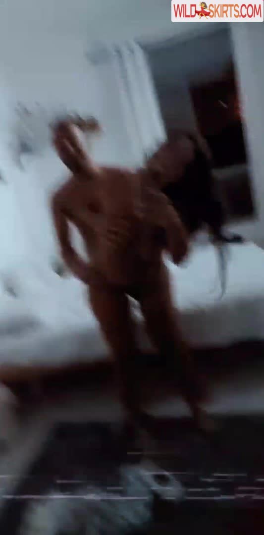 Liatosh nude leaked photo #9