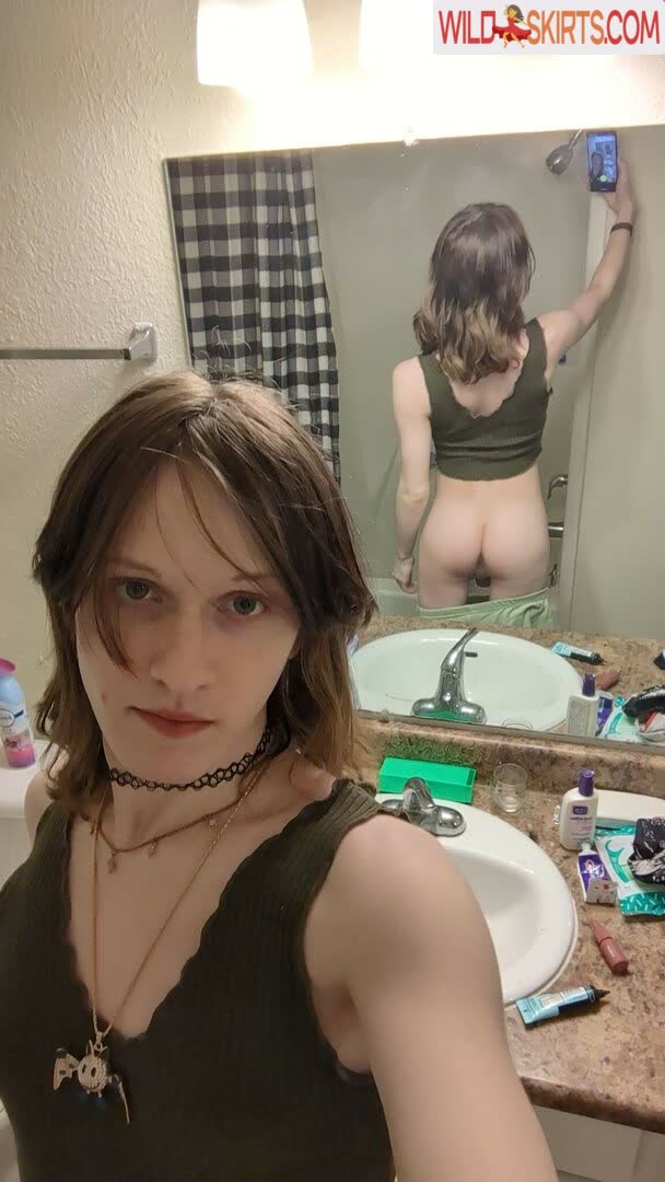 Lil Gem nude leaked photo #14