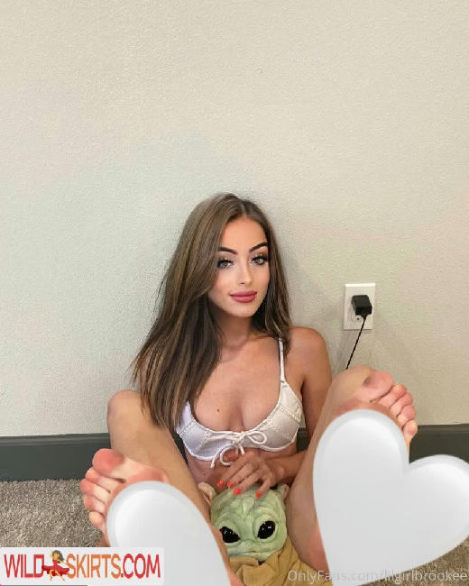 lilgirlbrookee nude OnlyFans leaked photo #46