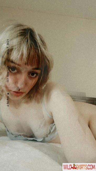 lilhoneydoeeyes_free / lilhoneydoeeyes_free / ll_insid3r_glitch_ll nude OnlyFans, Instagram leaked photo #1