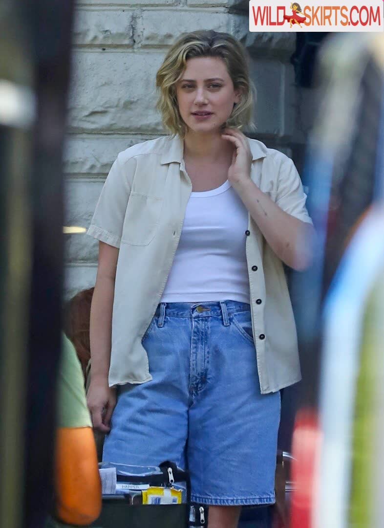 Lili Reinhart nude leaked photo #73