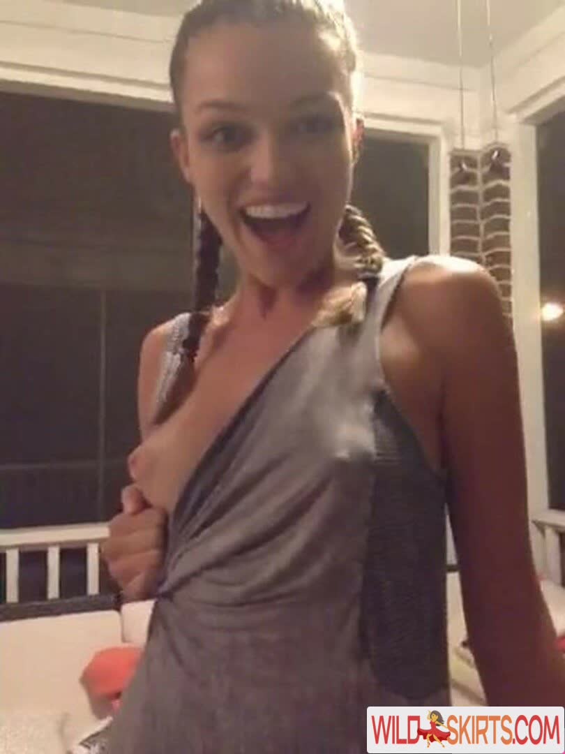 Lili Simmons / jasminesimmons / liliflower33 nude OnlyFans, Instagram leaked photo #3