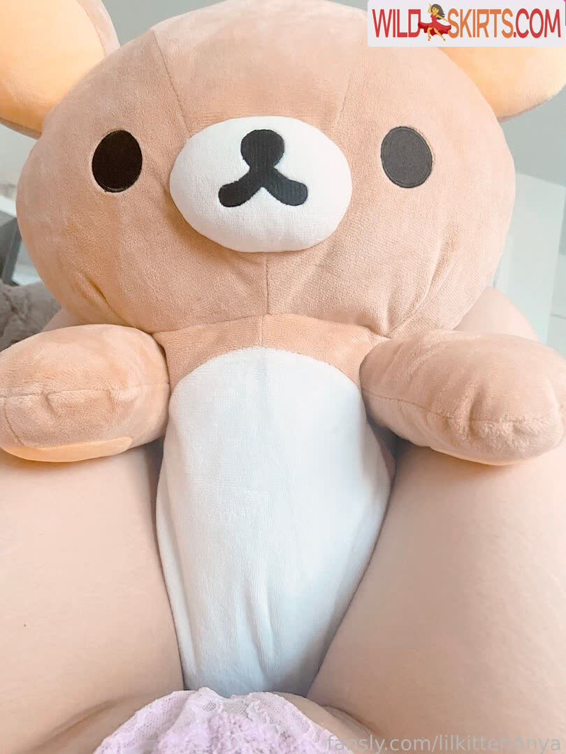 Lilkittenanya nude leaked photo #4