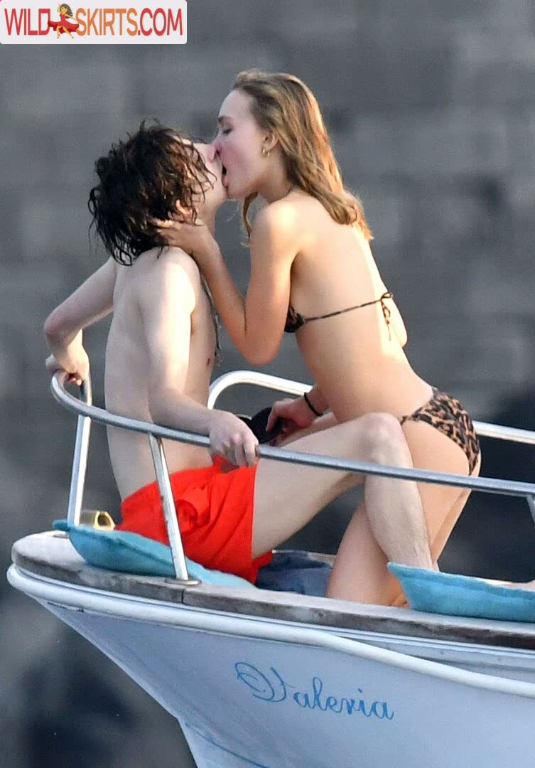 Lilly Rose Depp nude leaked photo #128