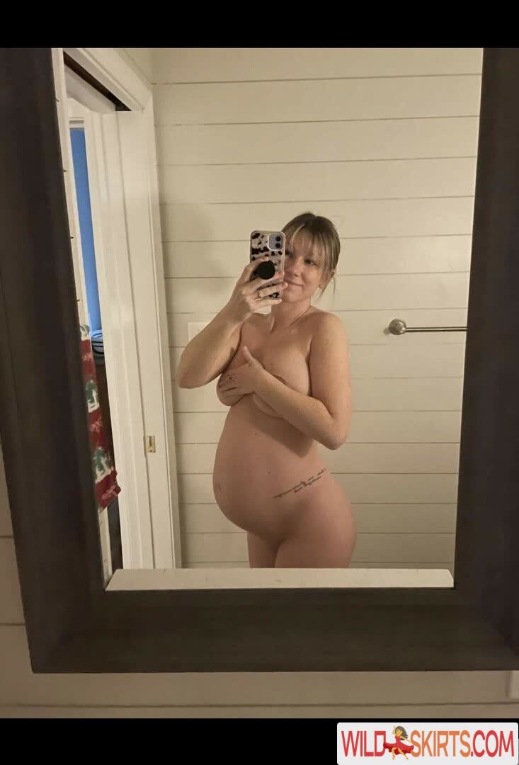 lilmissvixennnn / hallienothaley / lilmissvixennnn nude OnlyFans leaked photo #24