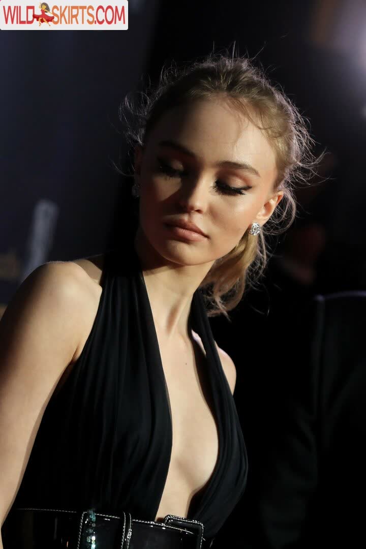 Lily-Rose Depp nude leaked photo #284