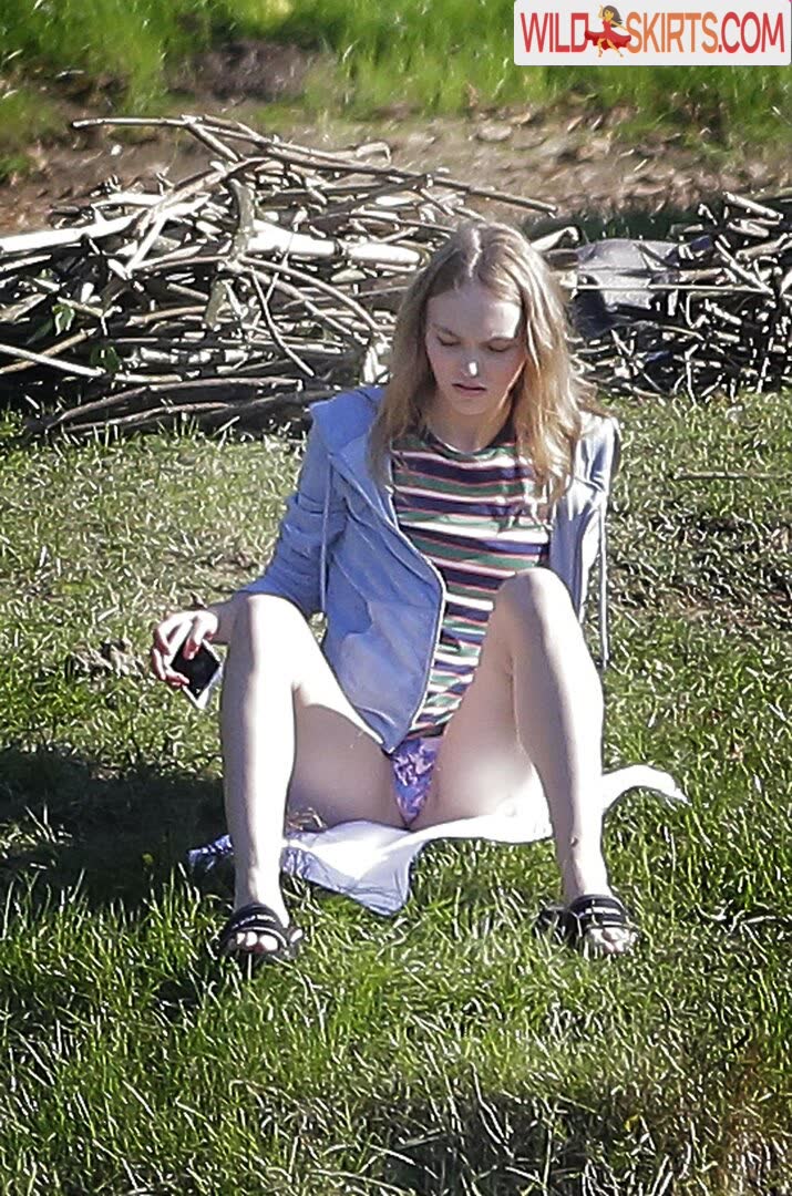 Lily-Rose Depp nude leaked photo #262