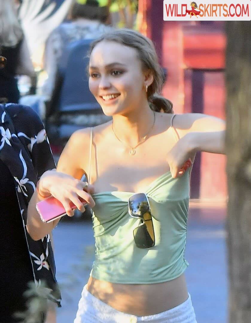 Lily-Rose Depp nude leaked photo #213