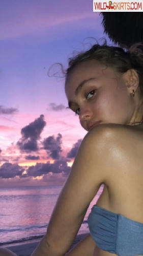 Lily-Rose Depp / lilyannerose / lilyrose_depp / lilyrosemeldepp nude OnlyFans, Instagram leaked photo #171