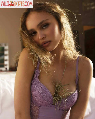 Lily-Rose Depp / lilyannerose / lilyrose_depp / lilyrosemeldepp nude OnlyFans, Instagram leaked photo #96