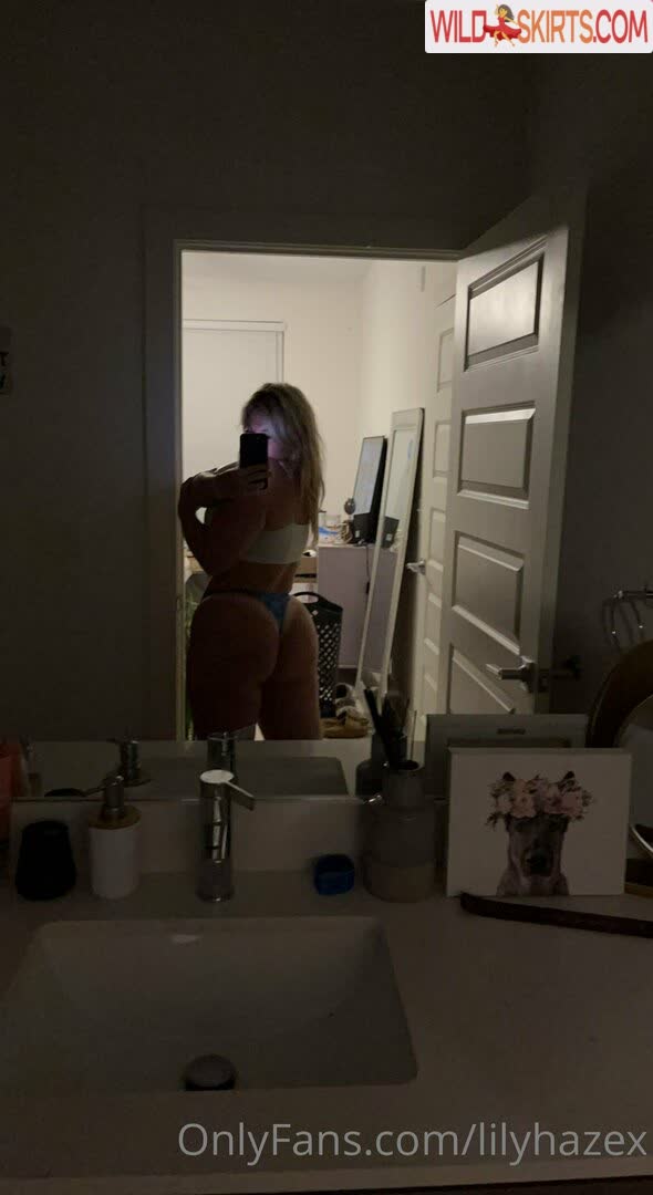 Lilyhazex nude leaked photo #20