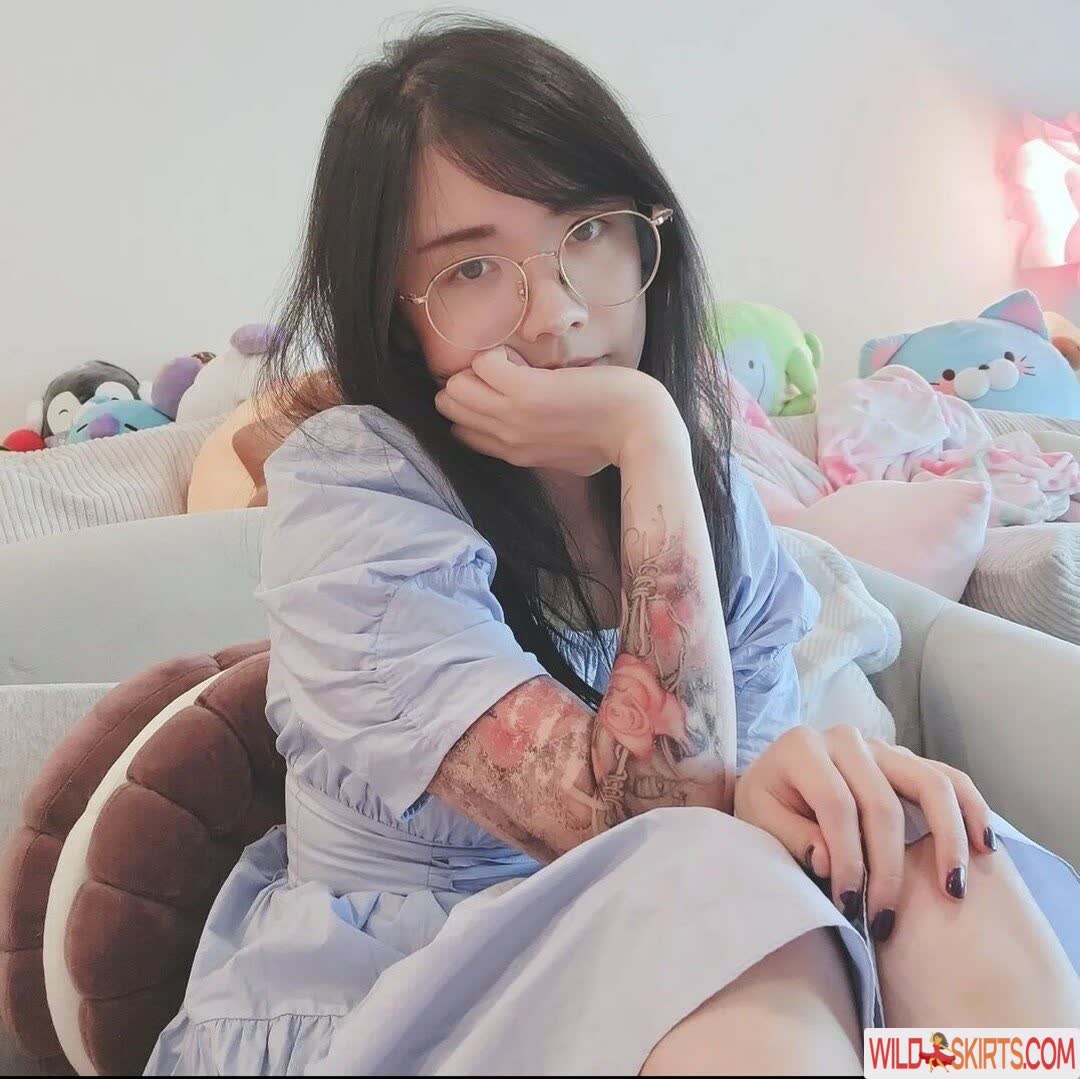 LilyPichu nude leaked photo #59