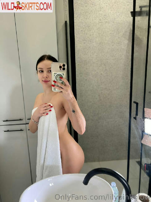 lilypinkglow / lilpink3y / lilypinkglow nude OnlyFans, Instagram leaked photo #60