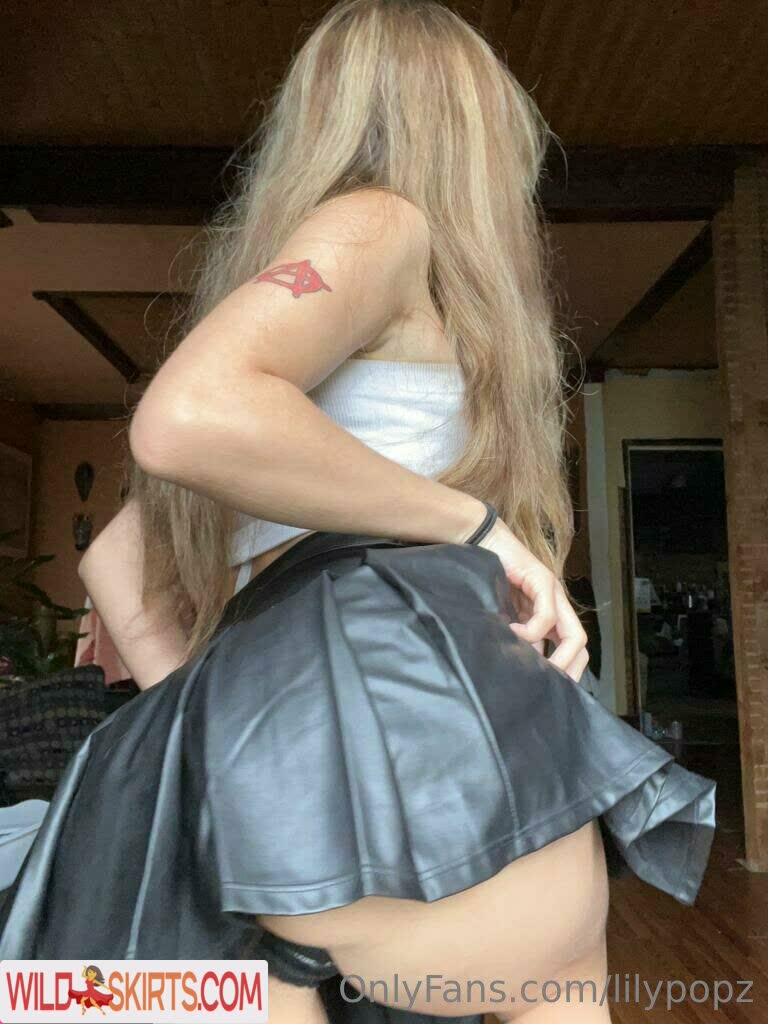 lilypopz / lilypopz / watha_nga nude OnlyFans, Instagram leaked photo #1