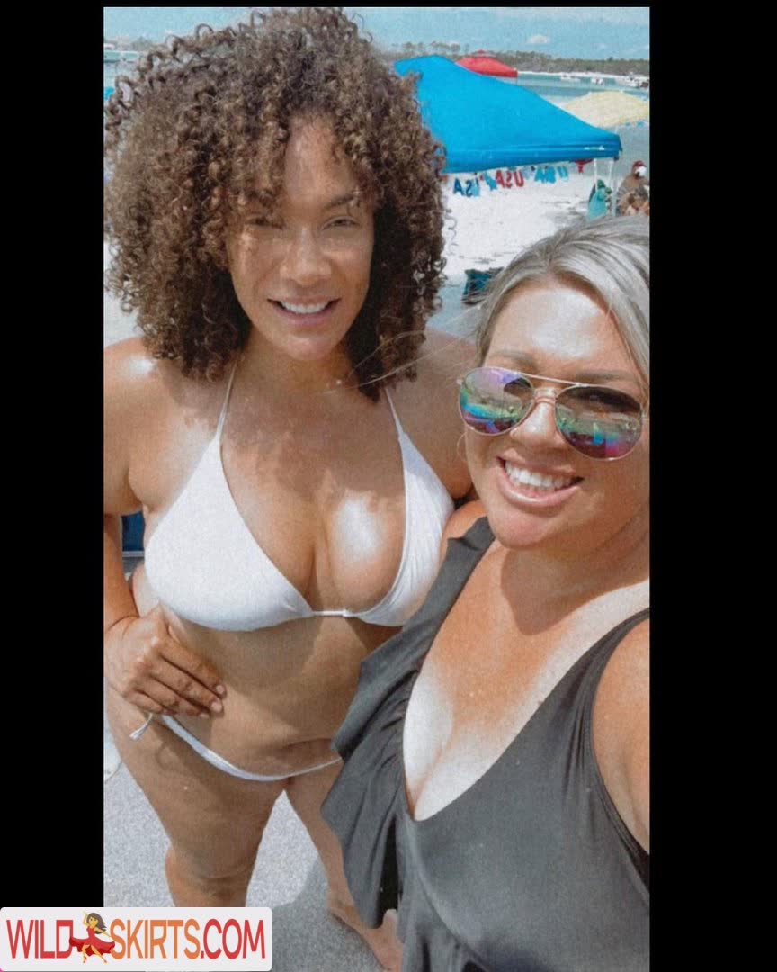 Lina Fanene / Nia Jax WWE / linafanene nude Instagram leaked photo #13