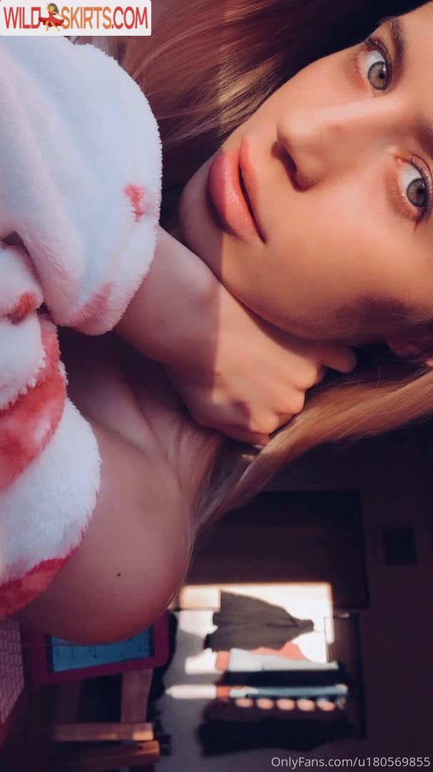 linadiaa / linadiaa / u180569855 nude OnlyFans, Instagram leaked photo #2