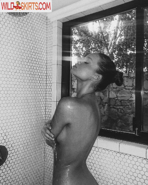 Liora Lapointe / lioralapointe nude Instagram leaked photo #20