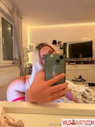 Lisa_versaut nude leaked photo #17