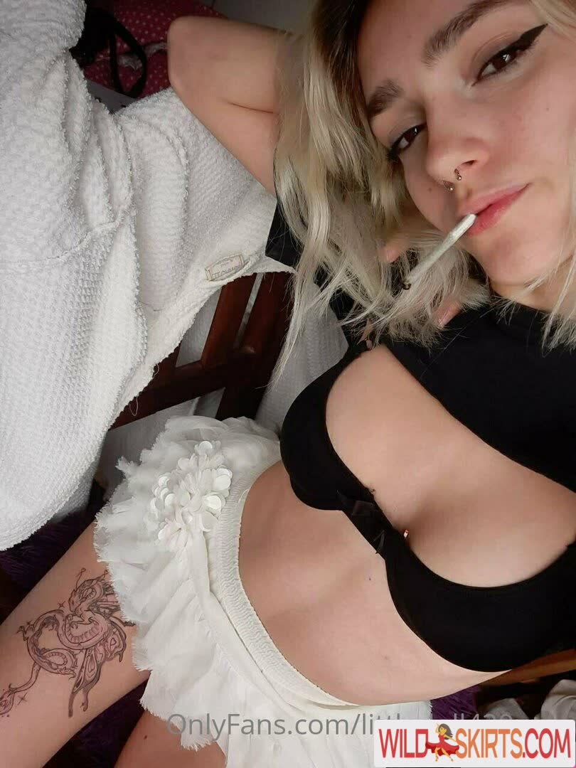 Littledoll420uwu nude leaked photo #44