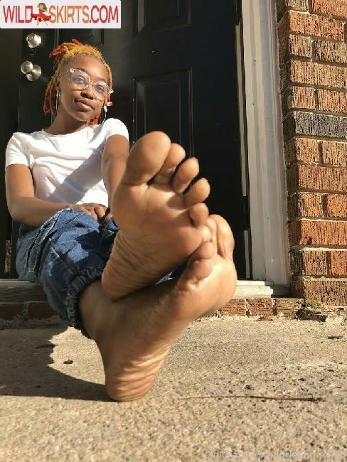 littleebonyfeet / littleebonyfeet / prettyfeetpicsx nude OnlyFans, Instagram leaked photo #12