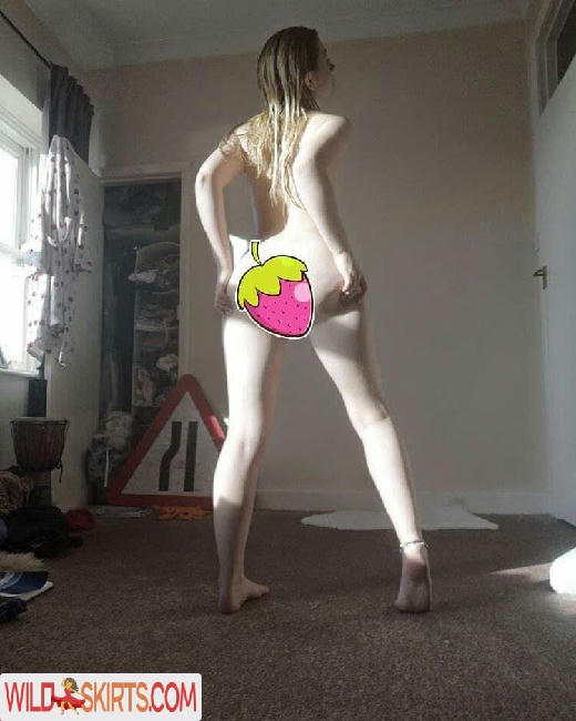 Littleflitter nude leaked photo #2