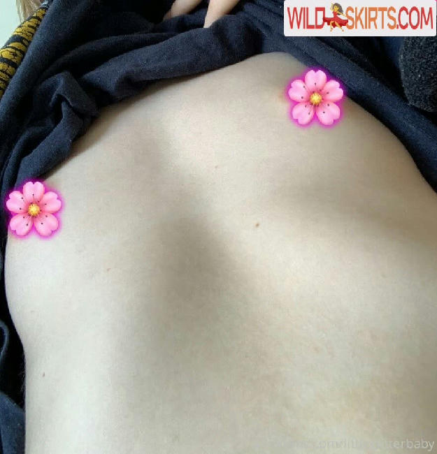 Littleglitterbaby nude leaked photo #2