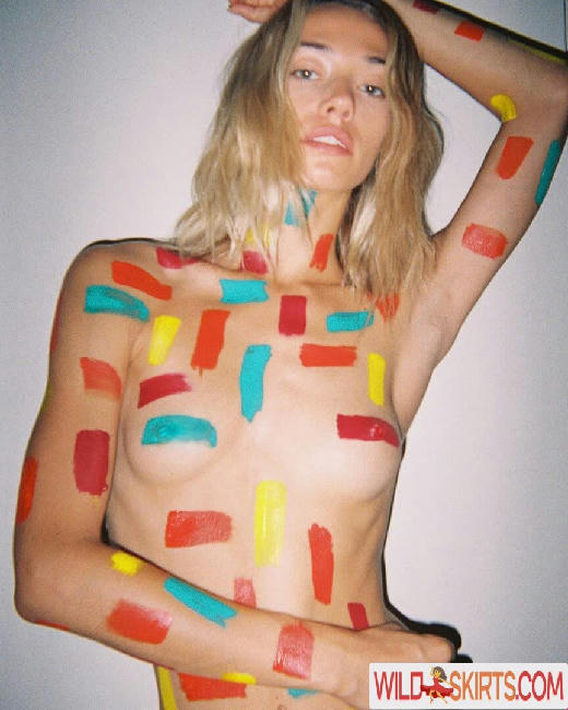 Livy Poulin / livypoulin nude Instagram leaked photo #9