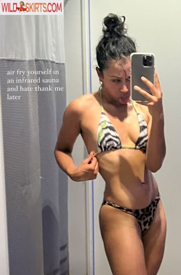 Liza Koshy / lizakoshy nude Instagram leaked photo #12