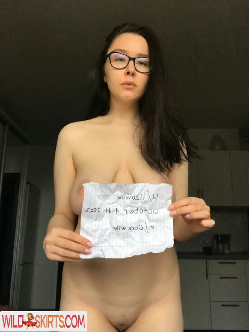 Lizawow nude leaked photo #2