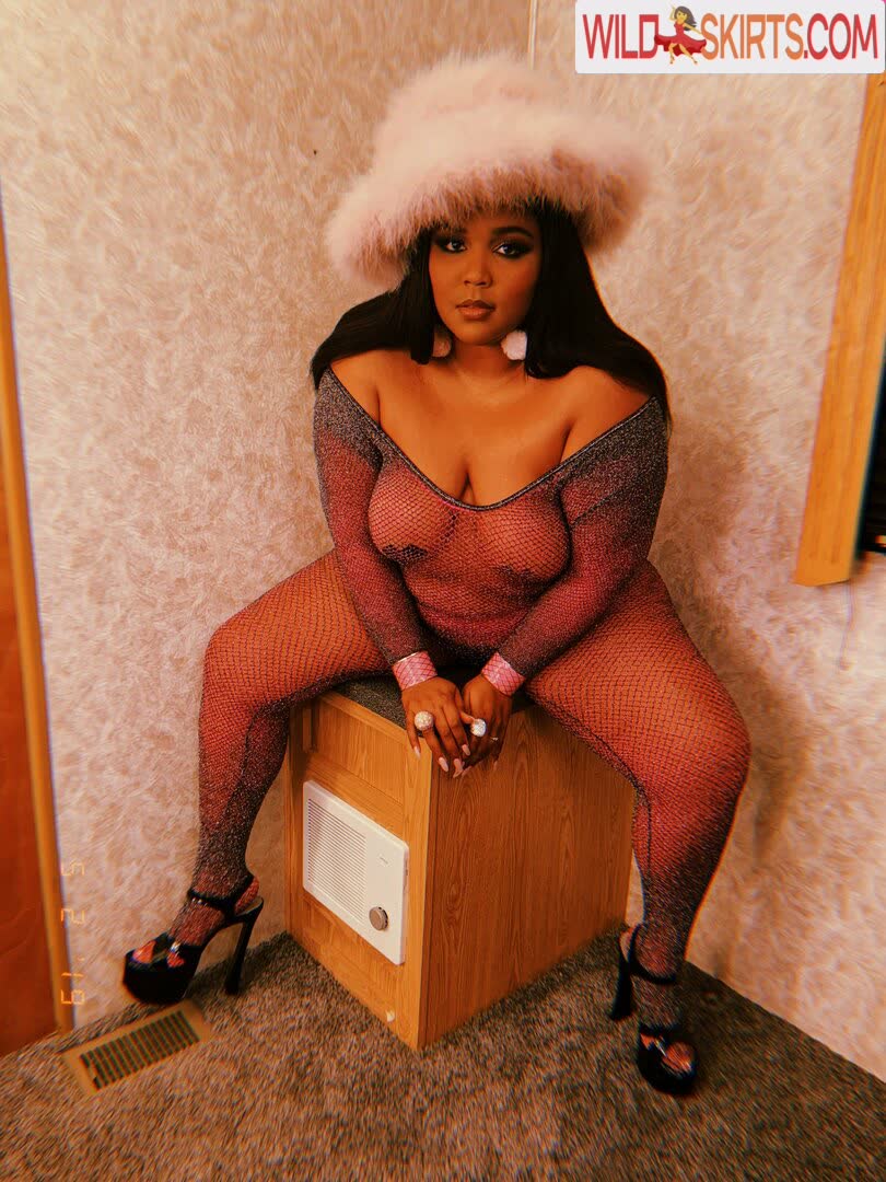 Lizzo / lizzo / lizzobeeating nude OnlyFans, Instagram leaked photo #7