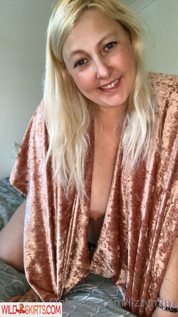 Lizzyminx nude leaked photo #24