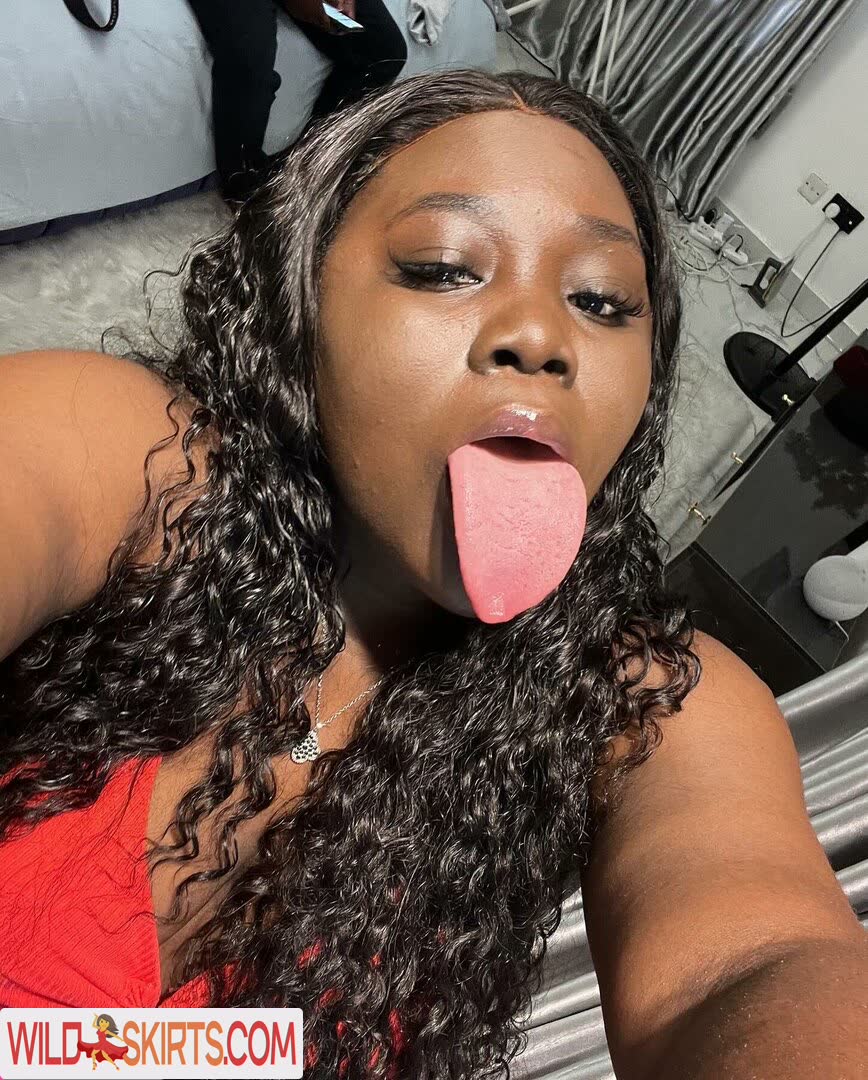 Long Tongue Fetish nude leaked photo #186