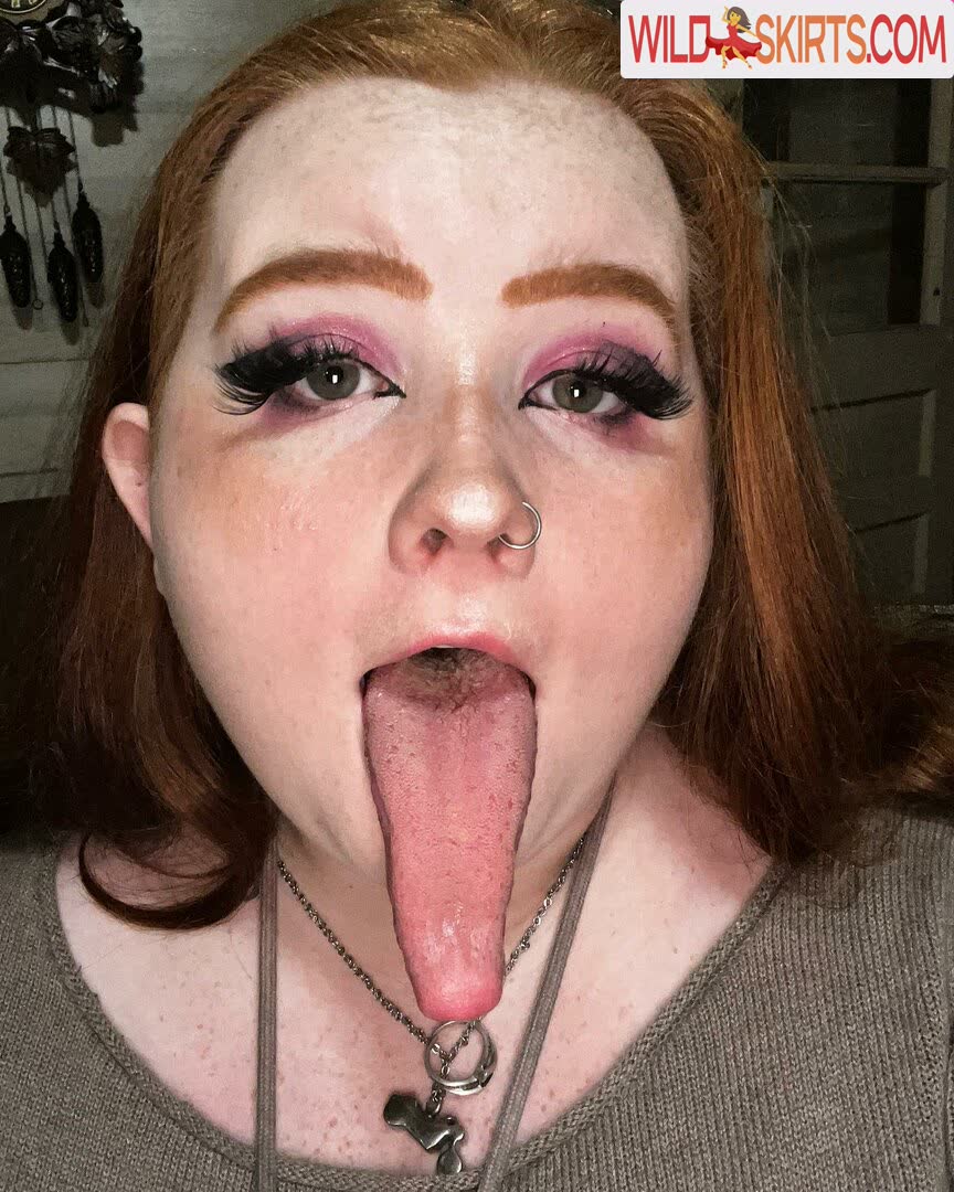 Long Tongue Fetish nude leaked photo #223