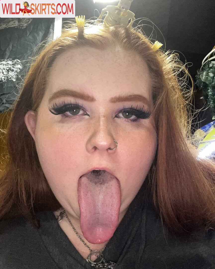 Long Tongue Fetish nude leaked photo #224