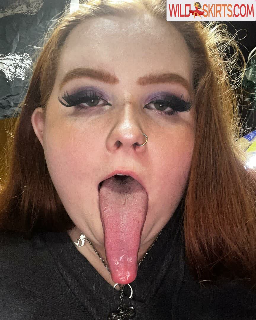 Long Tongue Fetish nude leaked photo #188