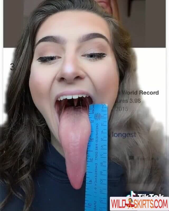 Long Tongue Fetish nude leaked photo #193