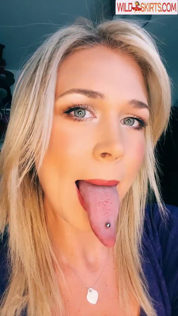 Long Tongue Fetish nude leaked photo #266