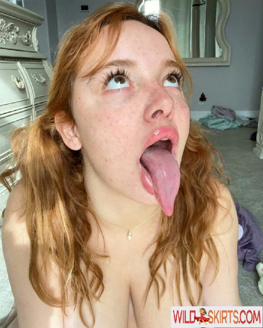 Long Tongue Fetish / _longtonguelewis / diqueentongue / longtonguelewis nude OnlyFans, Instagram leaked photo #155