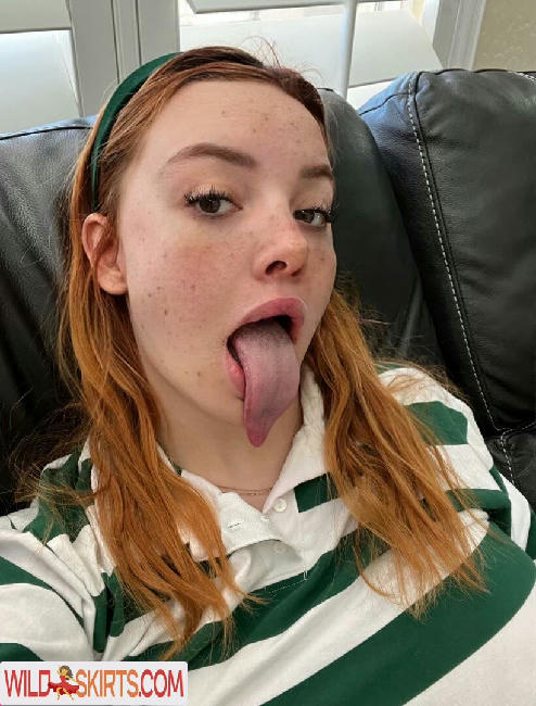 Long Tongue Fetish / _longtonguelewis / diqueentongue / longtonguelewis nude OnlyFans, Instagram leaked photo #156